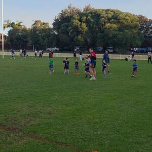 Thanks to @cameronmurrayy and @keaonnn_ who came down to training at Mascot Oval to spend some time with the kids last night. They all had a ball.

There will be more photos and videos to follow.

They were once this young running around on the same field in the same colours Ⓜ️