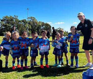 The Under 5 Blues after a great game against La Perouse at a sunny Yarra Oval.

Proudly sponsored by H Built.